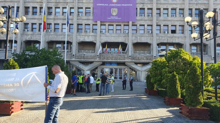 protest sindicalisti prefectura prahova