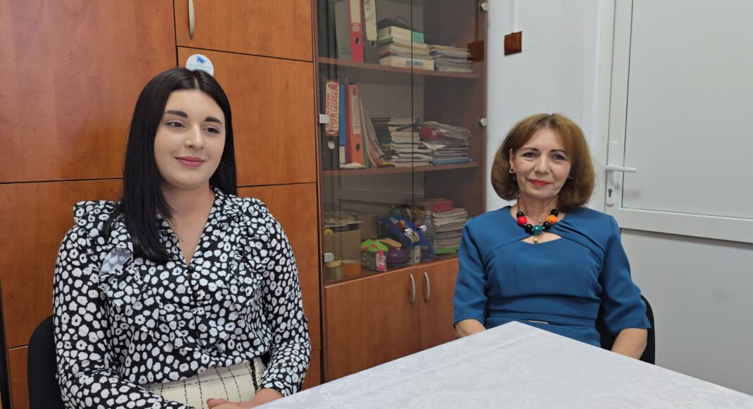 Georgeta Popa și Camelia Vlădescu invatamant simultan iordacheanu
