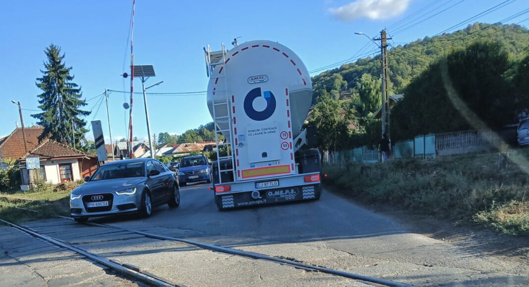 trecere la nivel cu calea ferata dn 1a coada malului