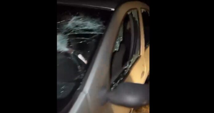 masina vandalizata sirna prahova