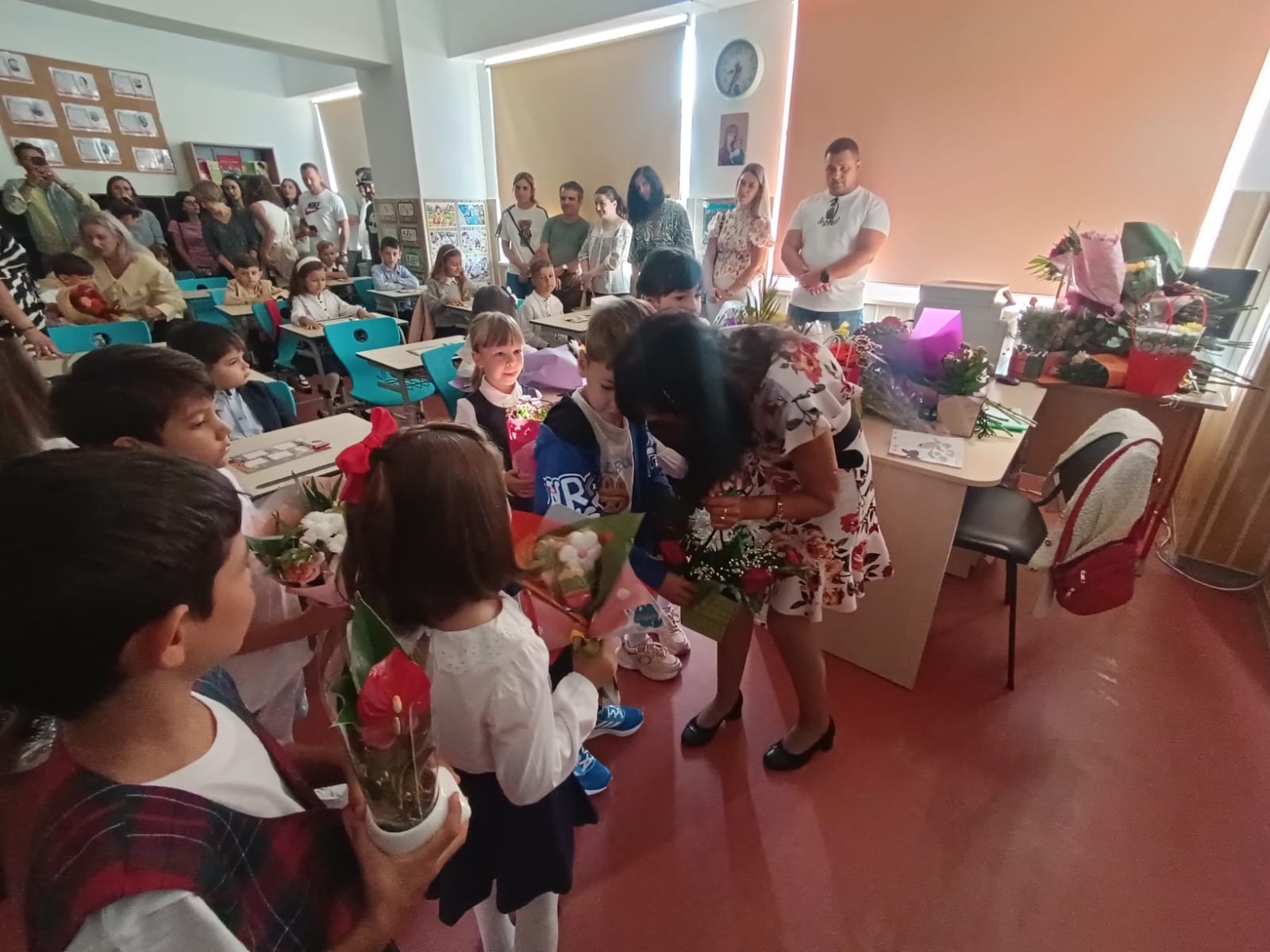 Copii in prima zi de scoala