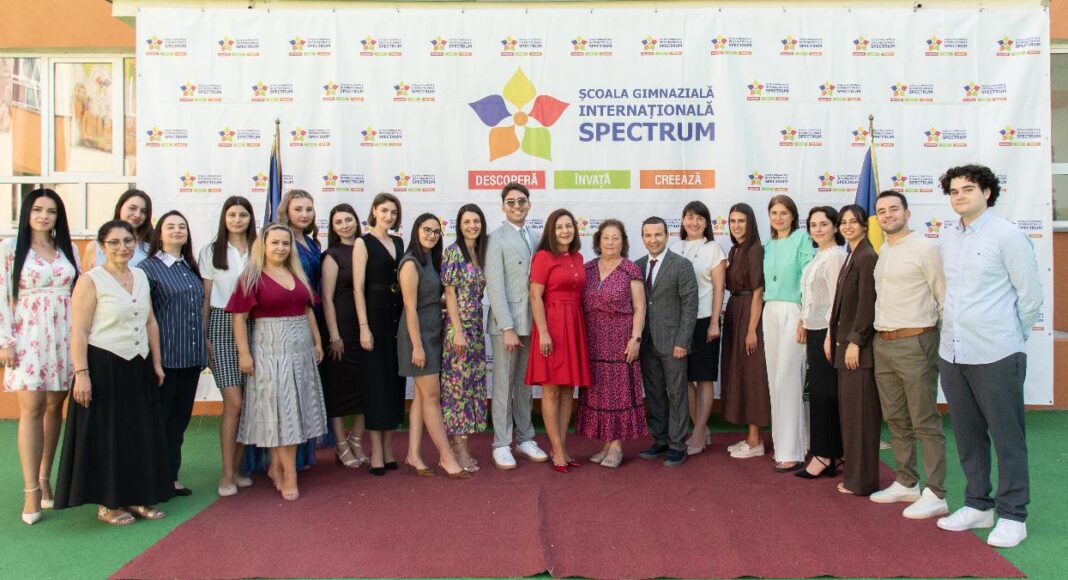 scoala spectrum