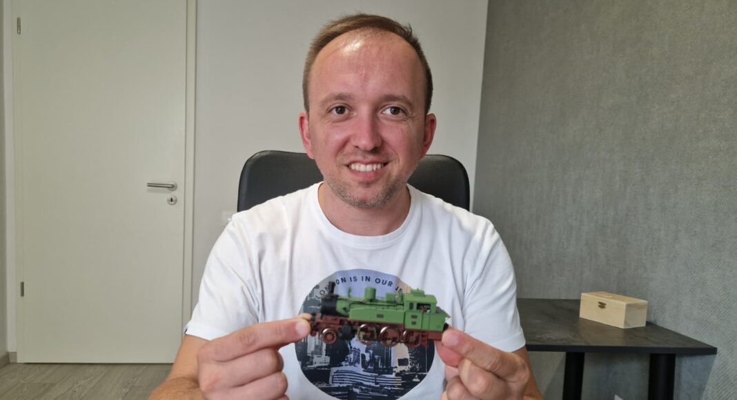 stefan parvu trenulete