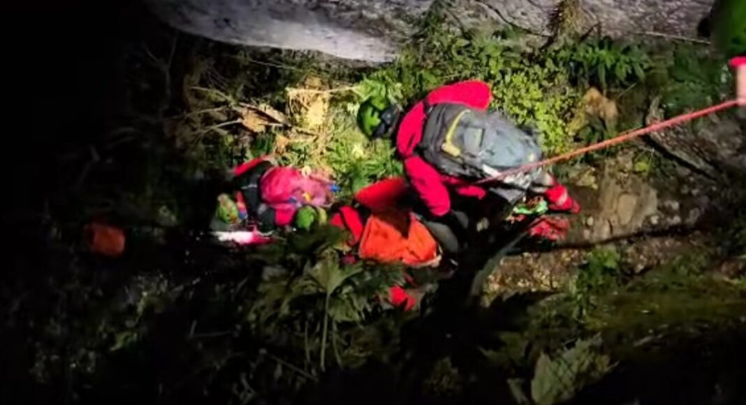 interventie salvare turist bucegi noaptea