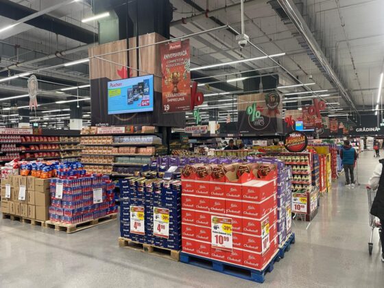 Auchan - 19 ani