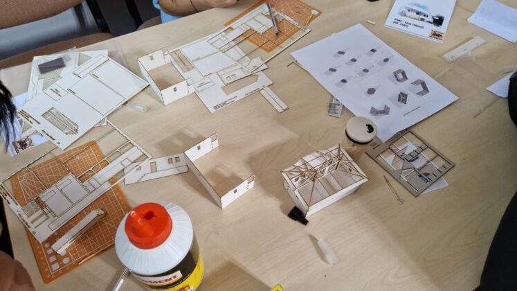 casuta atelier modelism