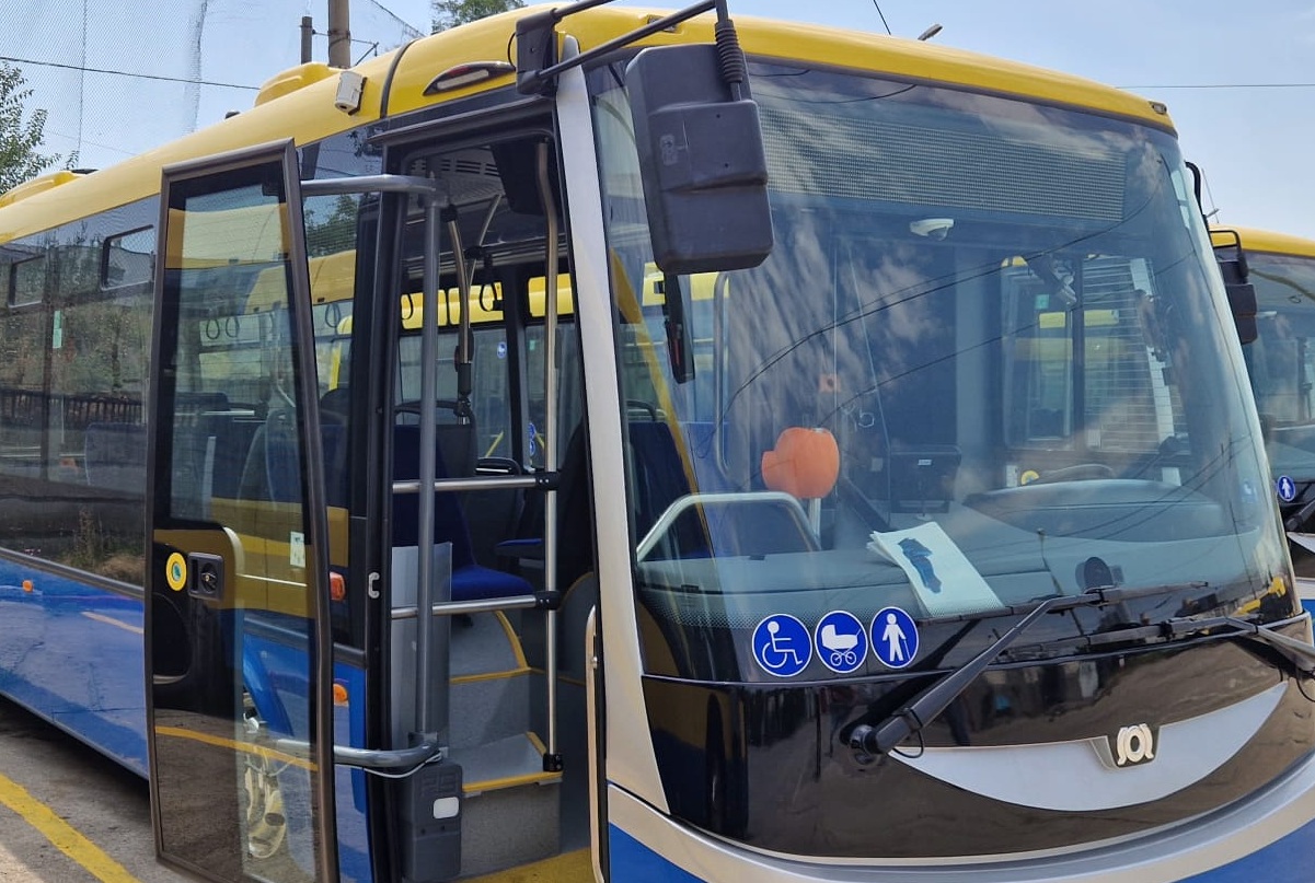 autobuze electrice