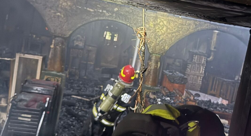 incendiu biserica