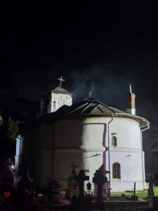 incendiu biserica podu valeni poienarii burchii