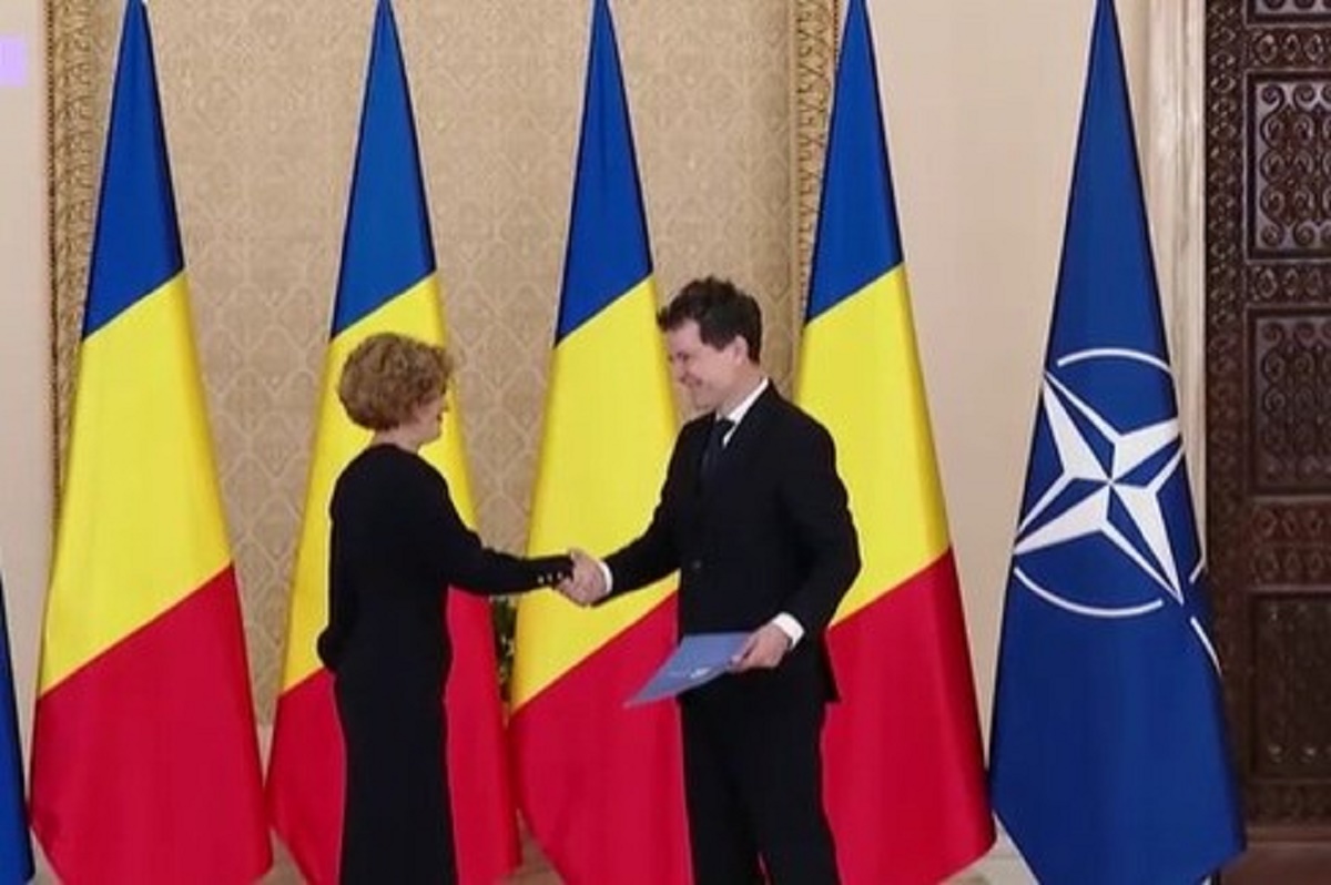 Oana Gheorghiu, la ceremonia de învestire, alături de președintele Nicușor Dan