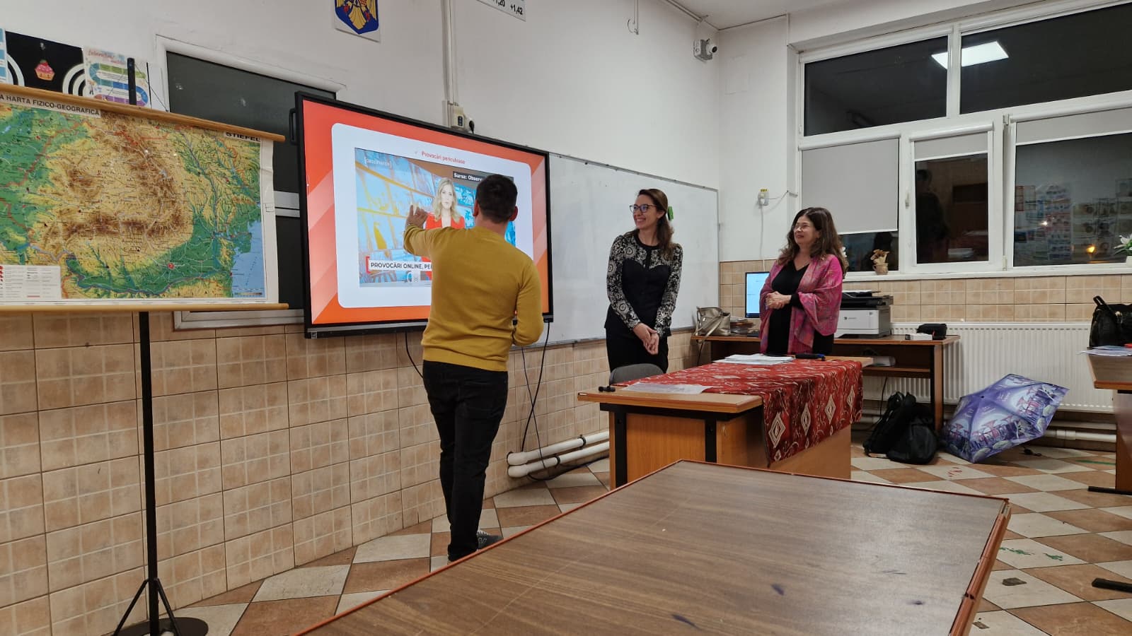 sala clasa scoala radu stanian