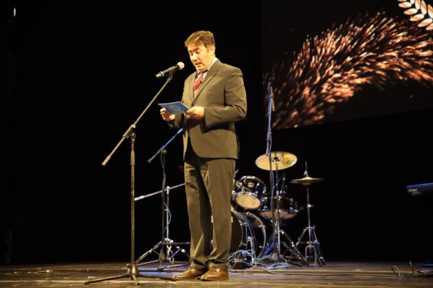 gala lumina 2025 scoala spectrum ploiesti