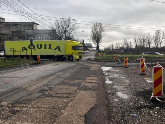 strapungere laboratorului noiembrie 2025