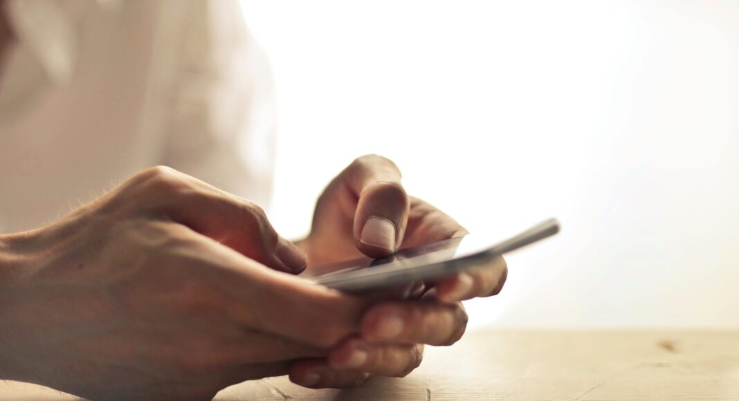 finante telefon