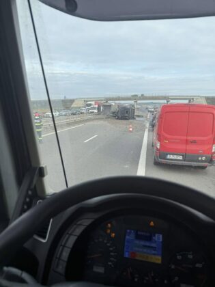 camion pietris rasturnat a3 bucuresti ploiesti