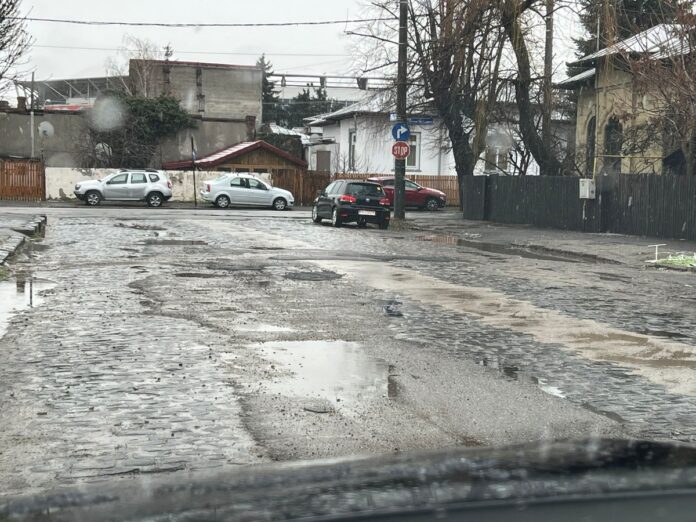 gropi strazi ploiesti