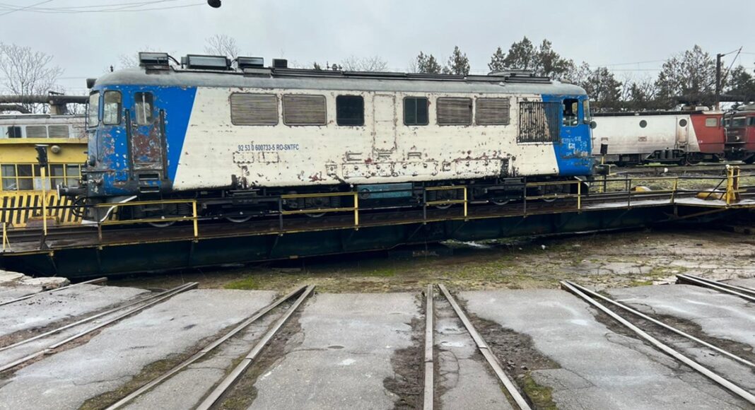 locomotiva placa turnanta intoarcere ploiesti