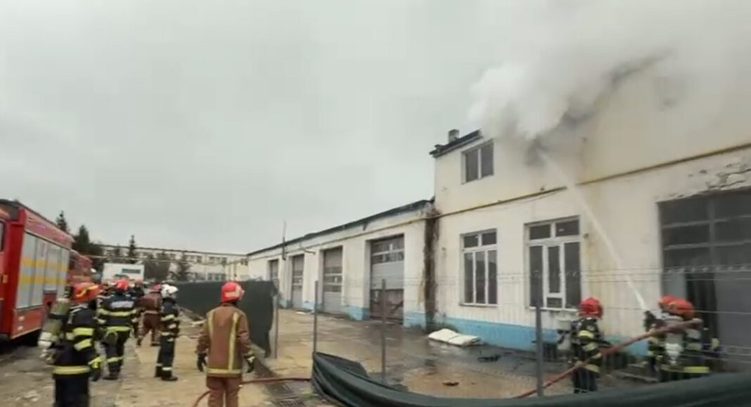 incendiu hala
