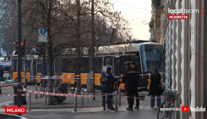 tramvai deraiat milano