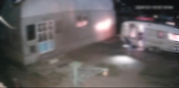 rulota incendiata mizil