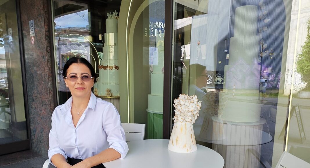 Elena Soare