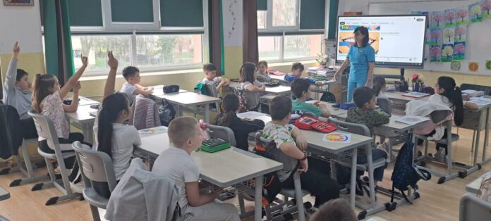 clinica teo smile in scoli