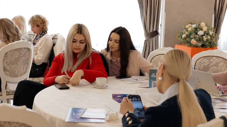 conferinta ofa ploiesti