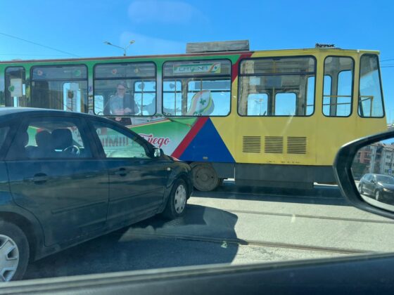 accident masina tramvai ploiesti