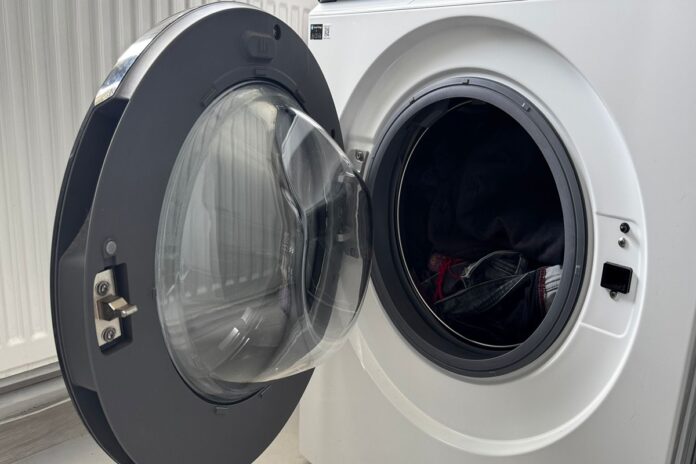 masina de spalat haine
