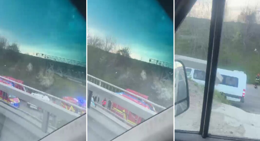 accident microbuz pod blejoi