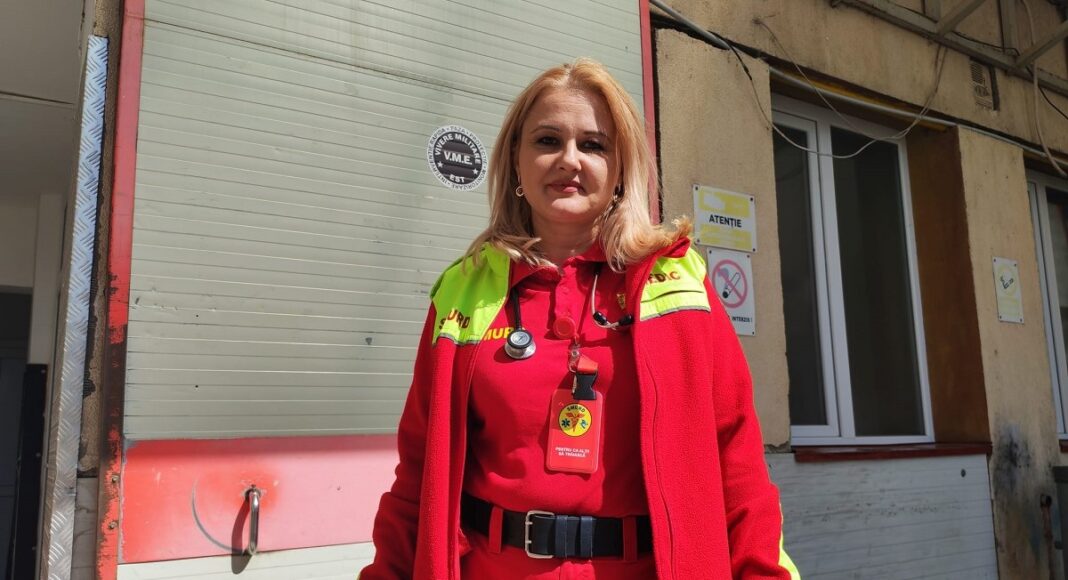 medic Ramona Serban