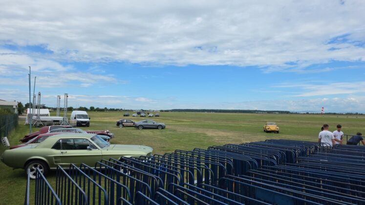 curatenie aerodrom strejnic