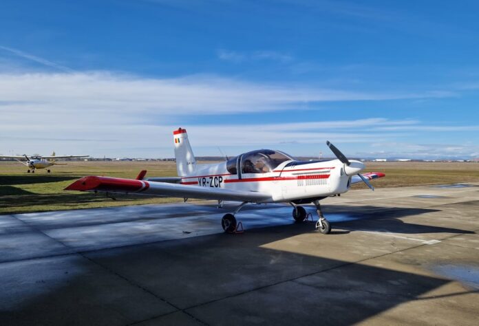 avion ultrausor