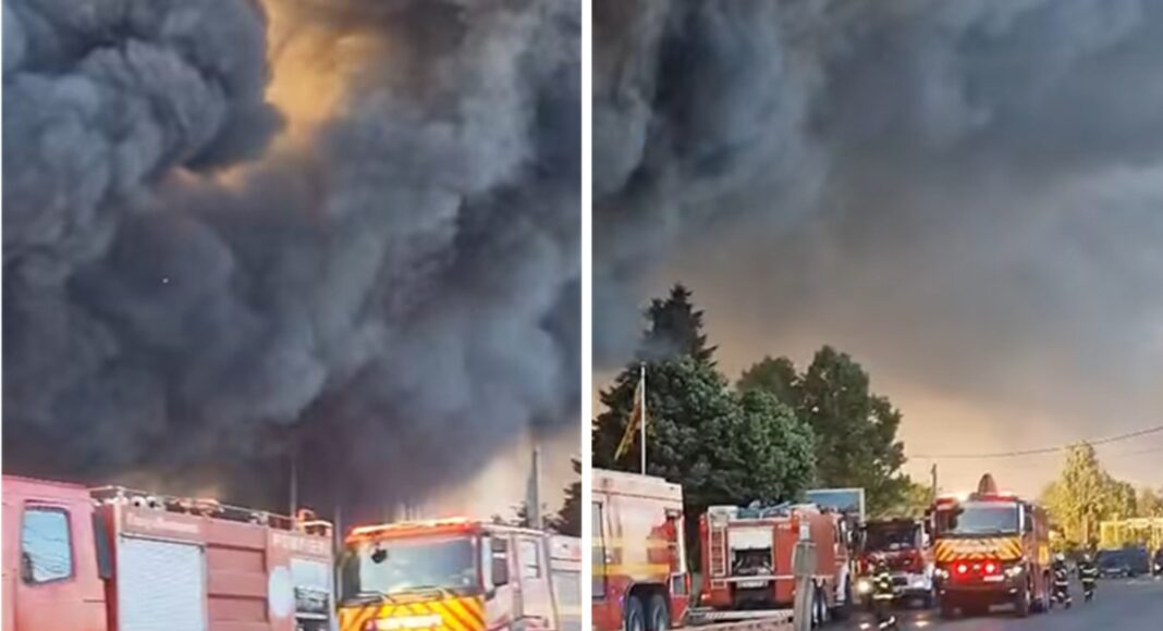 incendiu depozit București