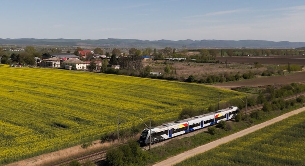 Tren Leon