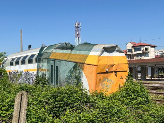 vagon abandonat cfr gara de sud ploiesti accident feroviar