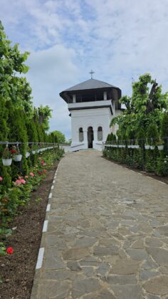 manastirea varbila