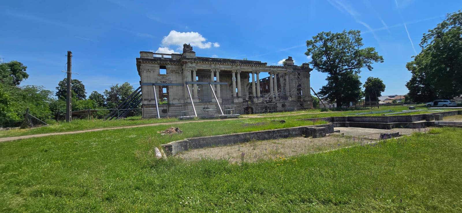 micul trianon floresti