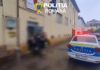 Scandal într-o familie din Dumbrăvești. Femeie atacată cu un cuțit, de către soț, din gelozie barbat retinut