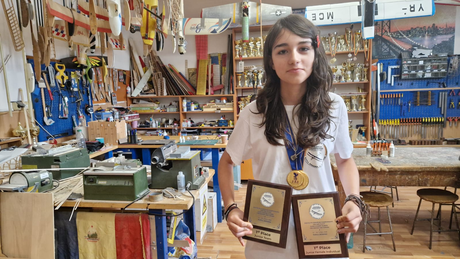 Ariadna Răducanu, o fetița de doar 13 ani din Măgurele, a devenit campioana Europei la un sport „de băieți”