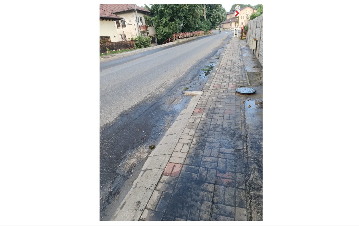 De ce a ieșit țițeiul la suprafață pe străzile din Băicoi