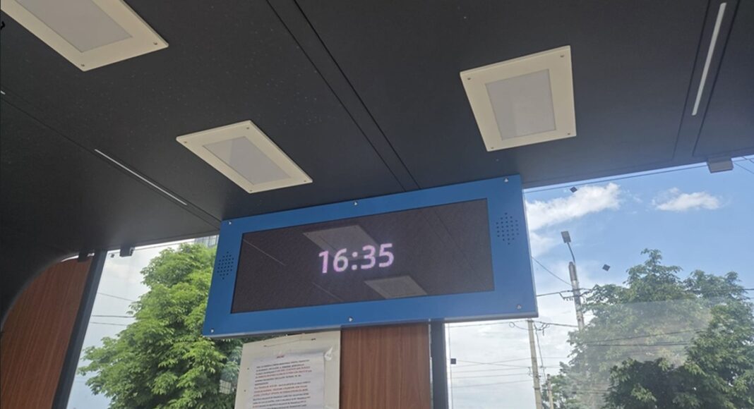 stații noi afisaj